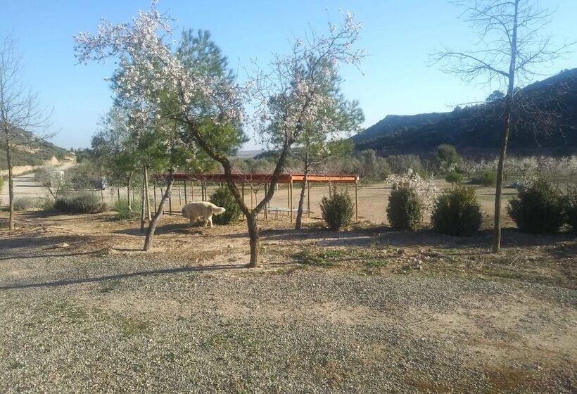 فندق ريفى Espai Natural La Comanglora