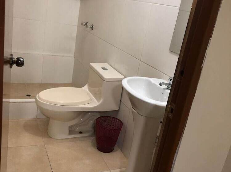 הוסטל Killa Sumak