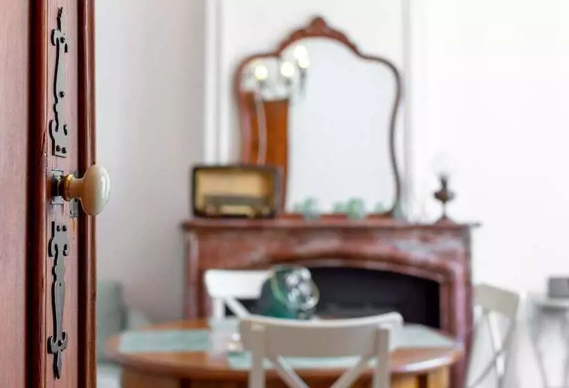 Entre Midi   Maison D Hôtes   B&b