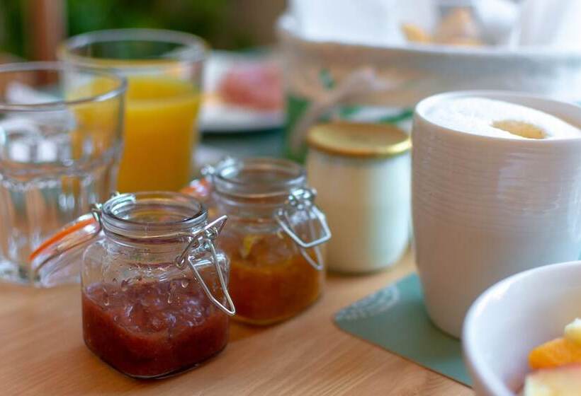 Entre Midi   Maison D Hôtes   B&b