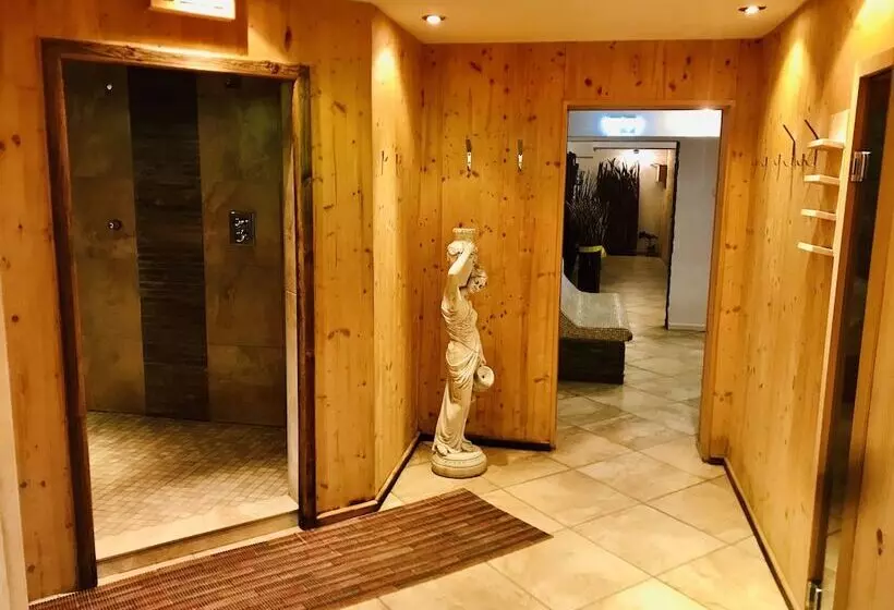 Hallstatt Dachstein Inn