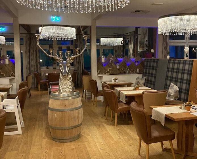 Hallstatt Dachstein Inn