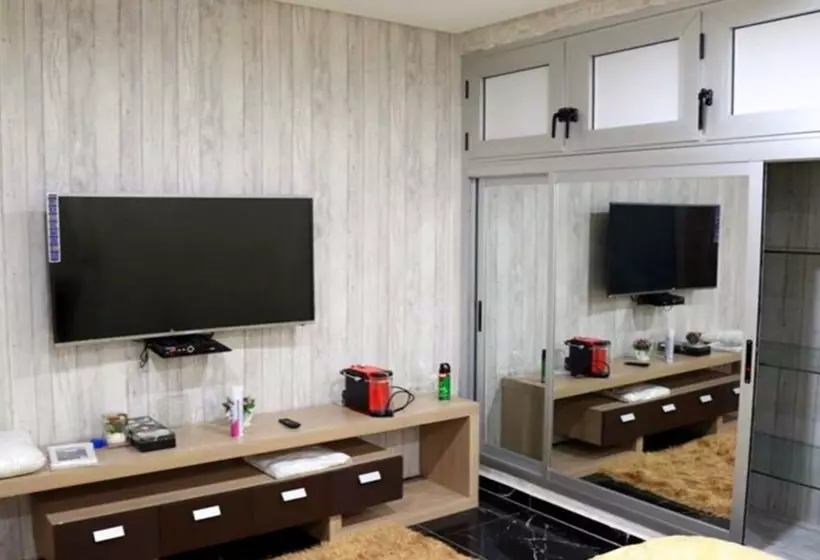 Complexe Hotelier Lorys Lodge
