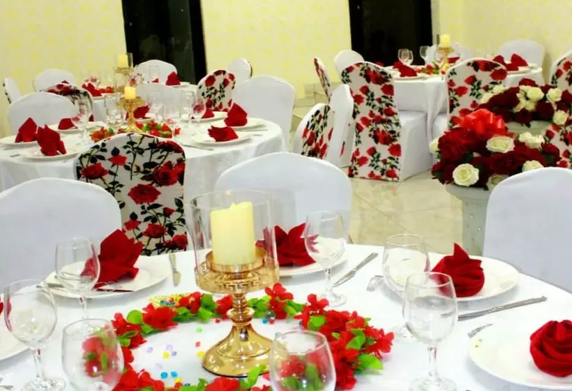 Complexe Hotelier Lorys Lodge