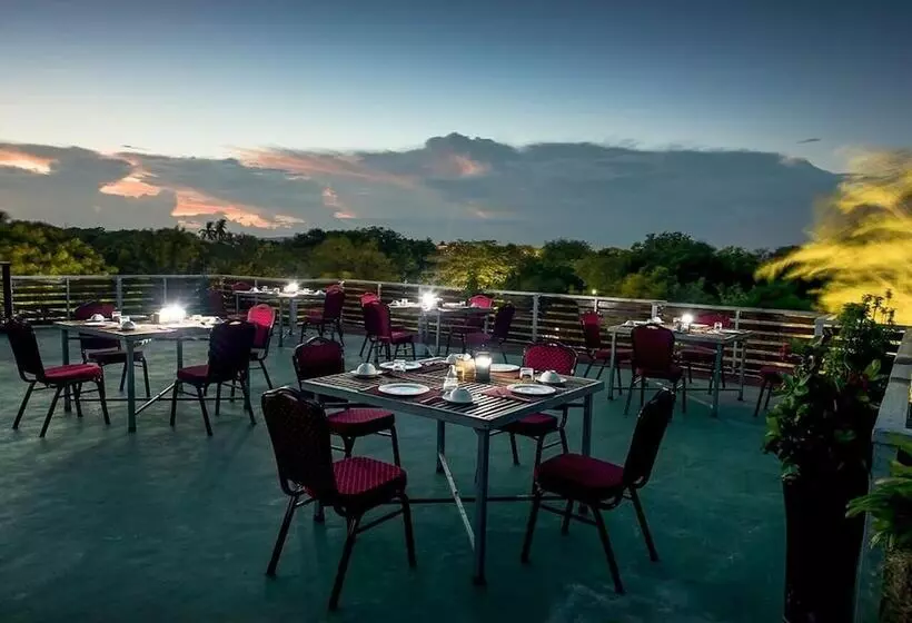 هتل Eternal Lodge Bagan