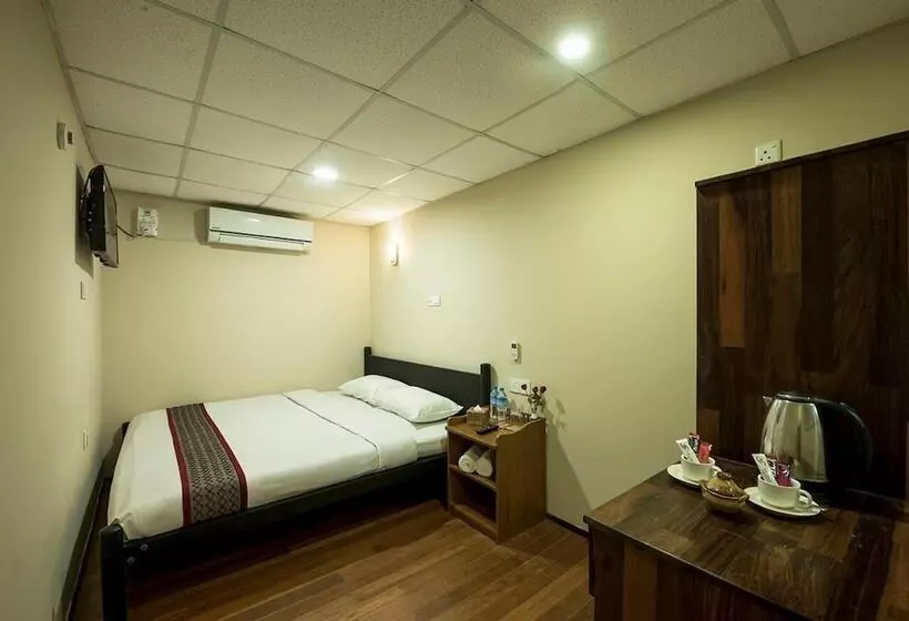 هتل Eternal Lodge Bagan