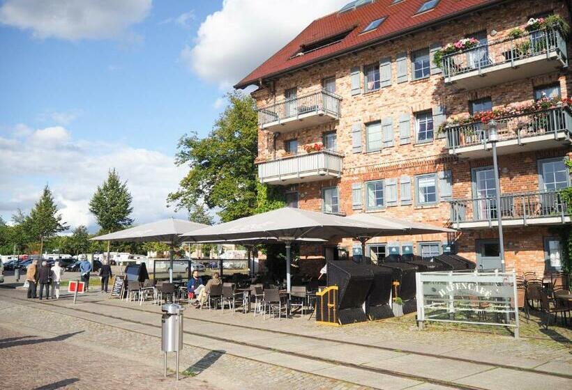 Slube Am Stadthafen Neustrelitz