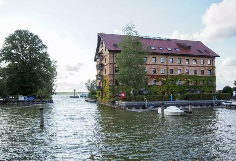 Slube Am Stadthafen Neustrelitz