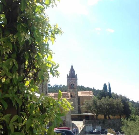 ホテル Albergo Ristorante Bergallo