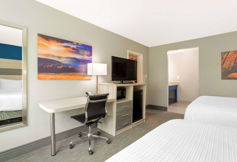 ホテル Best Western Plus Magnolia Inn & Suites