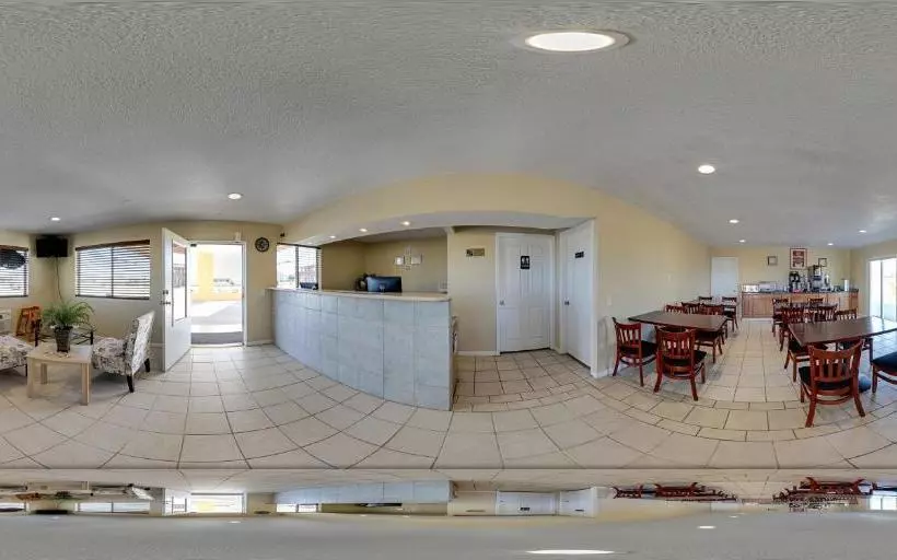 Отель Econo Lodge I 40 Exit 286 Holbrook Holbrook