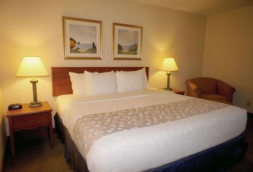 Hotel La Quinta Inn By Wyndham Indianapolis Airport Executive Dr