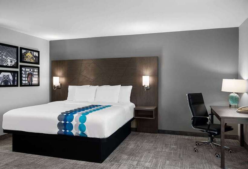 Hotel La Quinta Inn By Wyndham Indianapolis Airport Executive Dr