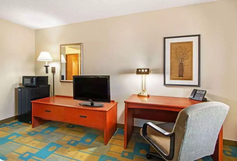 酒店 La Quinta By Wyndham Albuquerque Journal Ctr Nw