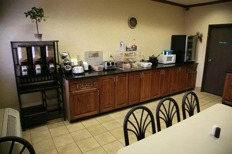 Отель New Victorian Inn  Sioux City