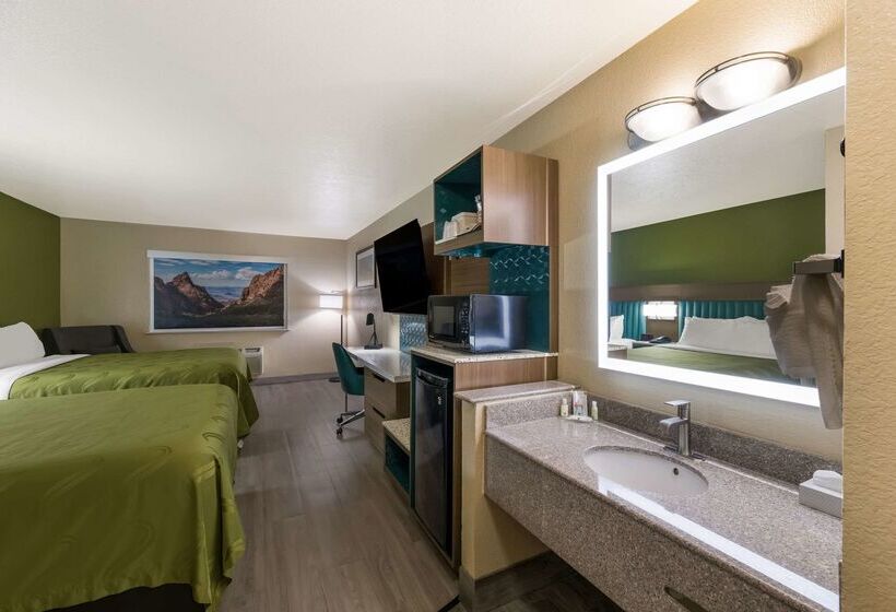 هتل Quality Inn Alpine