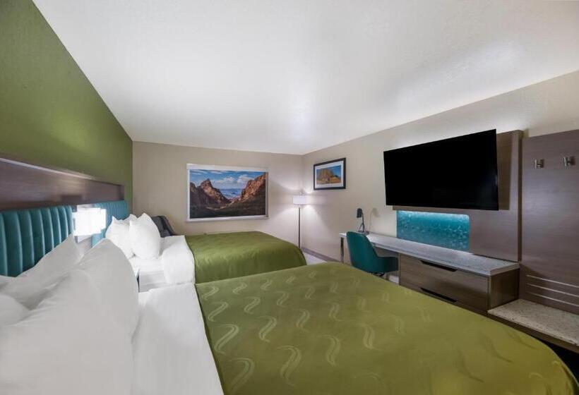 هتل Quality Inn Alpine