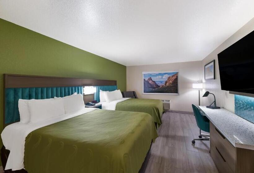 هتل Quality Inn Alpine