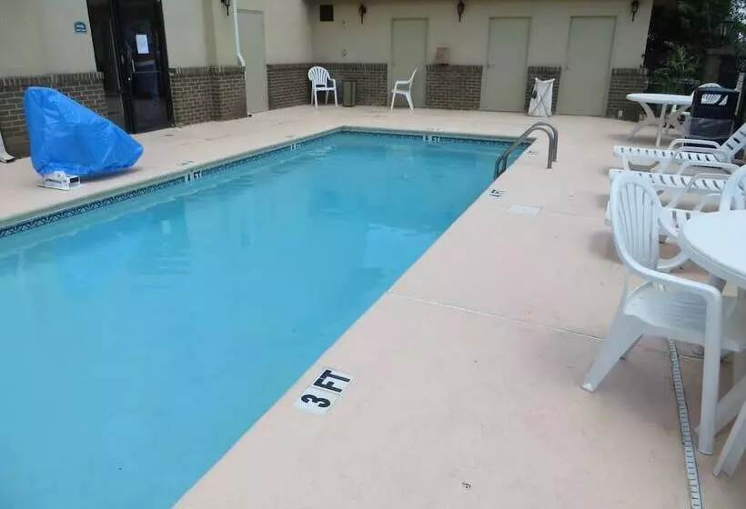 Отель Quality Inn Winder, Ga