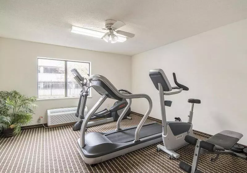 هتل Rodeway Inn Houston North Greenspoint