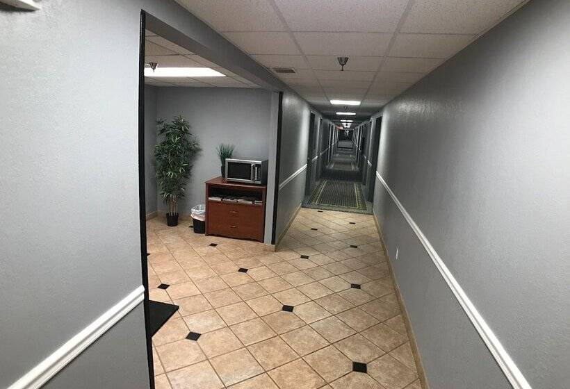 M Star Hotel Little Rock