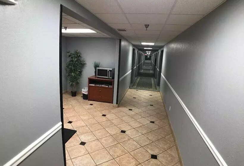 M Star Hotel Little Rock