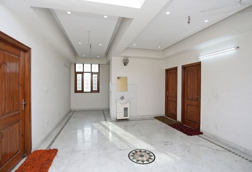 City Hotel By Oyo Rooms