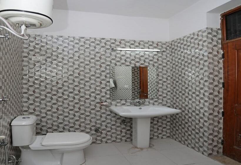 City Hotel By Oyo Rooms