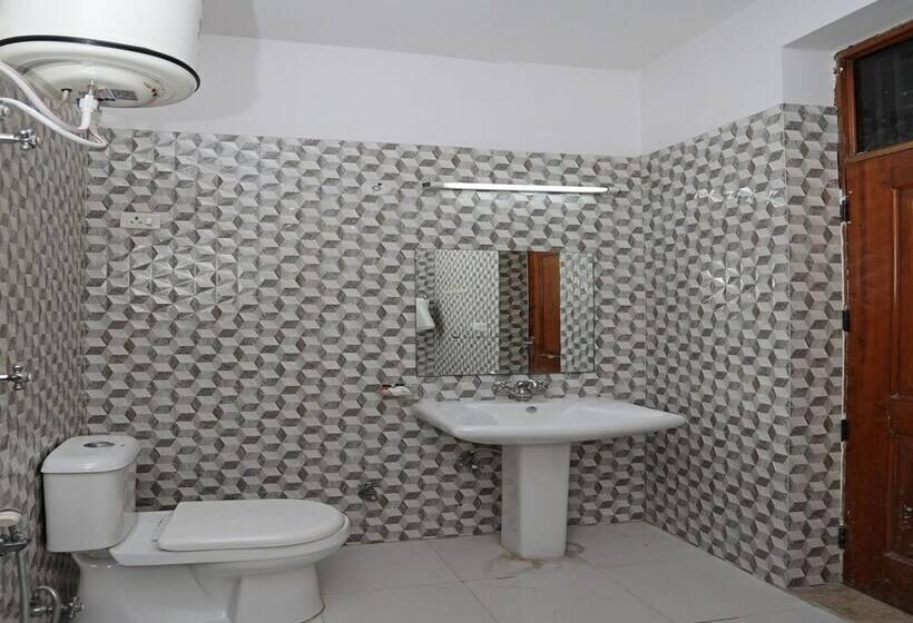 City Hotel By Oyo Rooms