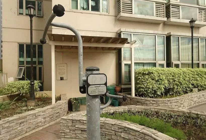 3br Unit At Bgc Forbeswood Parklane