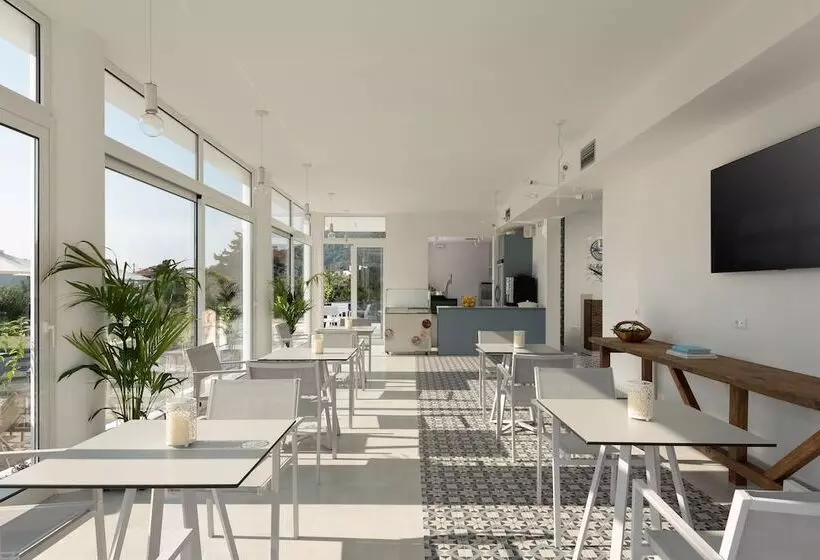 Hotelli Nama Retreat