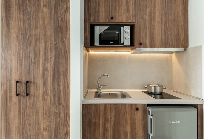 فندق Nama Retreat