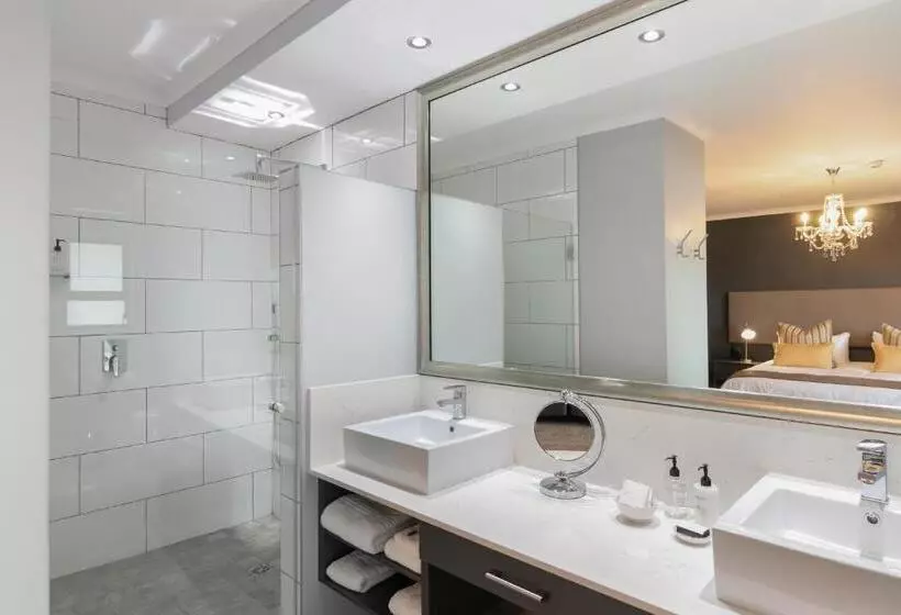 Majatalo Somervreug Guesthouse