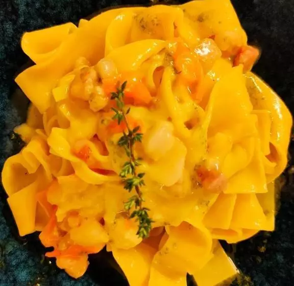 هتل Hirondelle Locanda