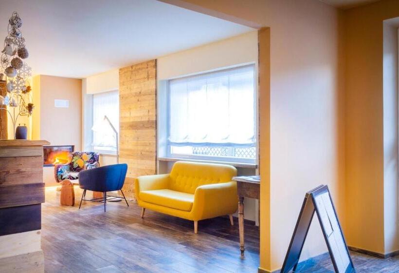 هتل Hirondelle Locanda