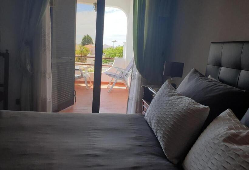 Oceanoasis Residences Suites