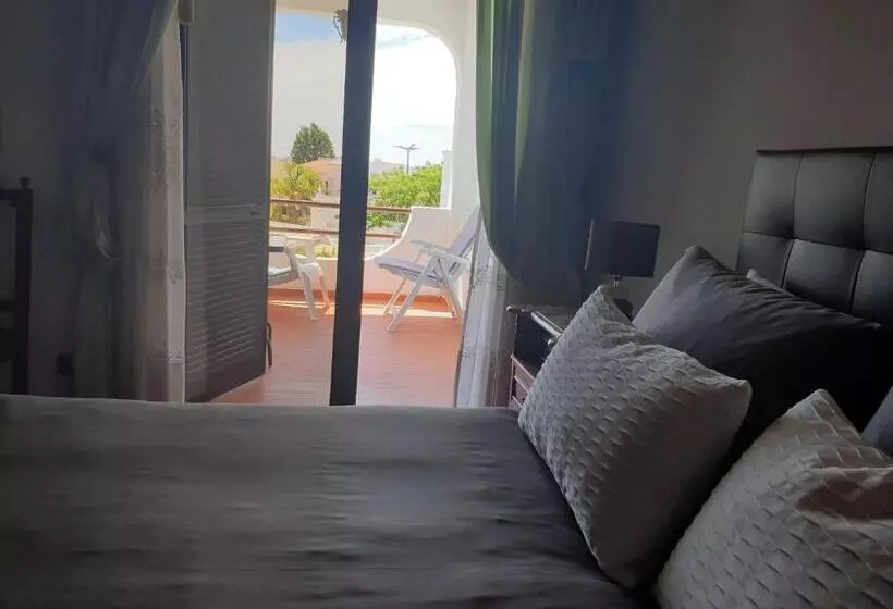 Oceanoasis Residences Suites