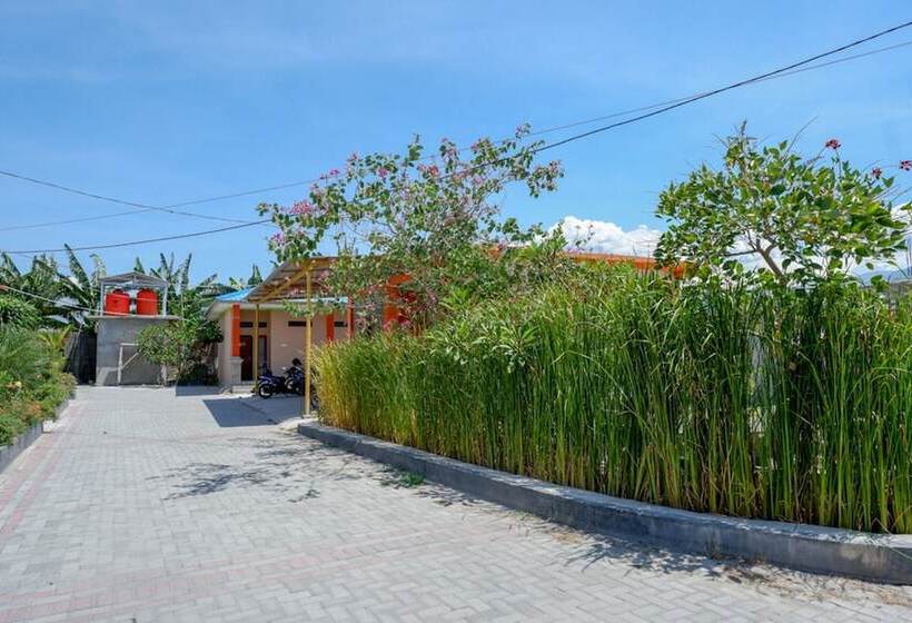 بنسيون Reddoorz Near Taman Makam Pahlawan Tatura