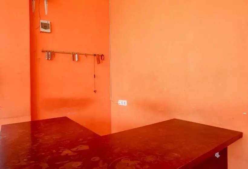 Majatalo Reddoorz Near Taman Makam Pahlawan Tatura