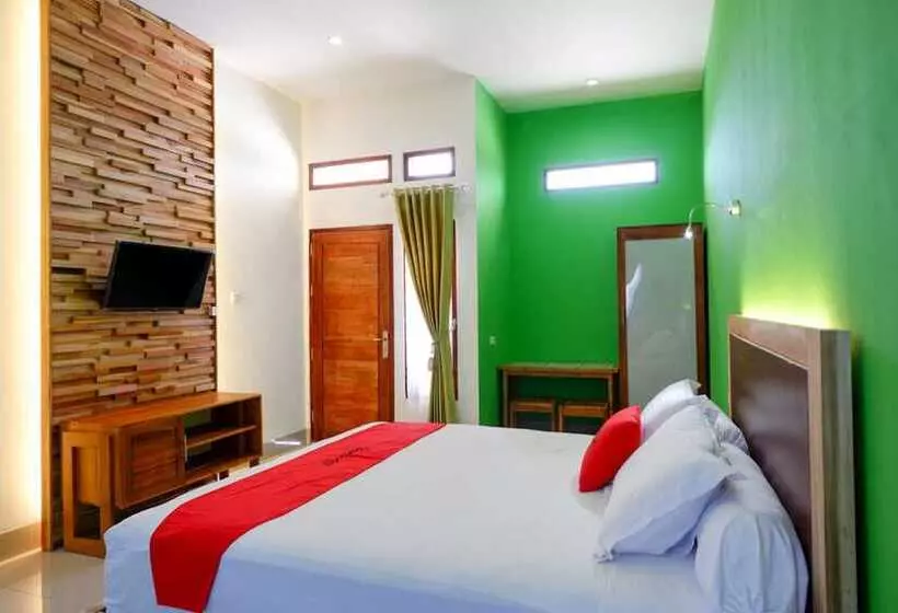 Majatalo Reddoorz Near Taman Makam Pahlawan Tatura