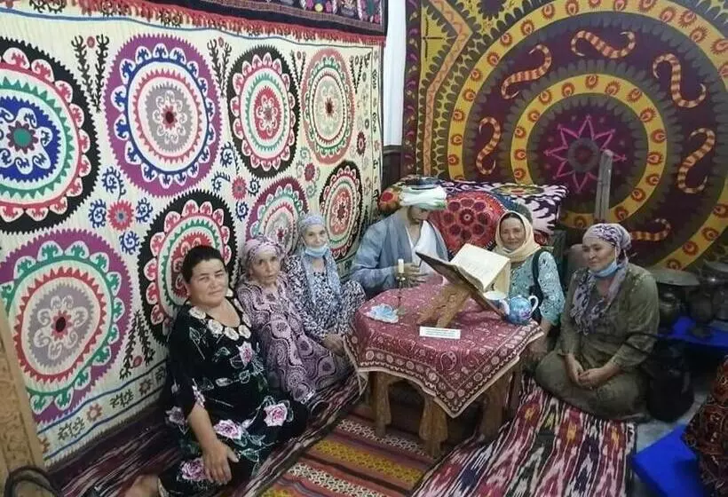 ペンション Samarkand City Center