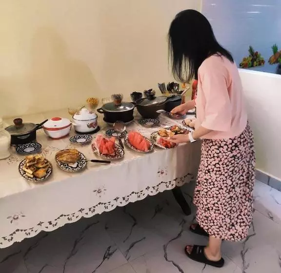 ペンション Samarkand City Center