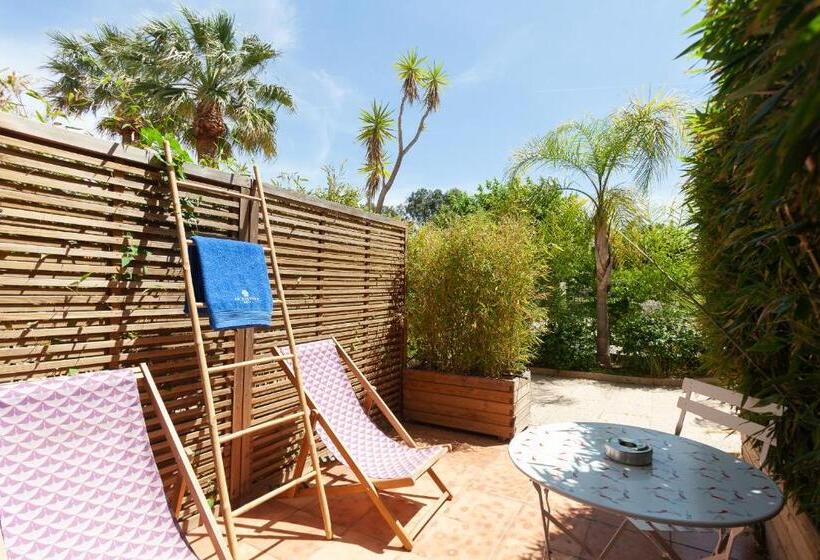 בית מלון כפרי La Piscine