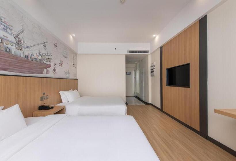 Starway Hotel At Pudong