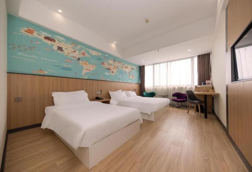 Starway Hotel At Pudong