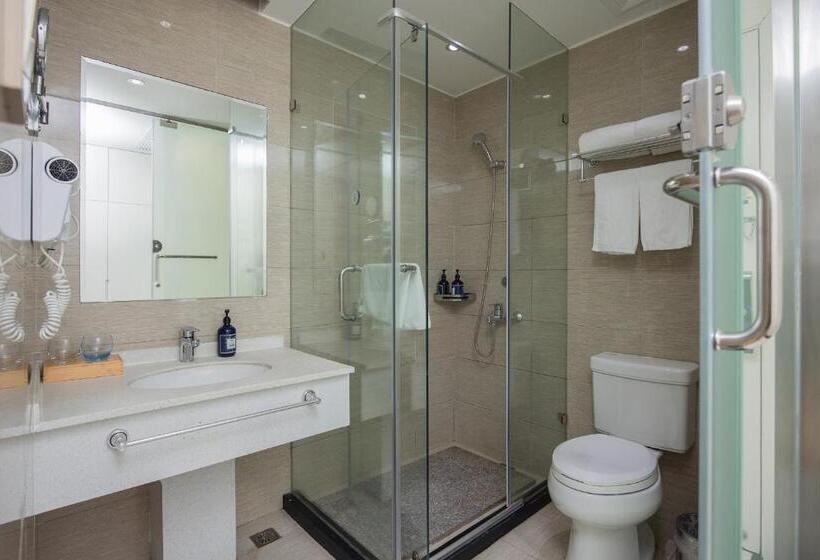 Starway Hotel At Pudong