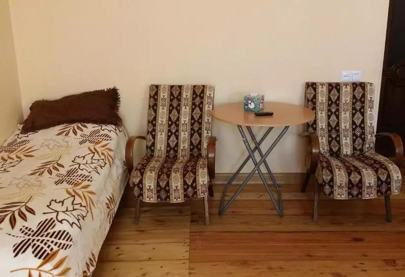 پانسیون Verishen Guest House B&b