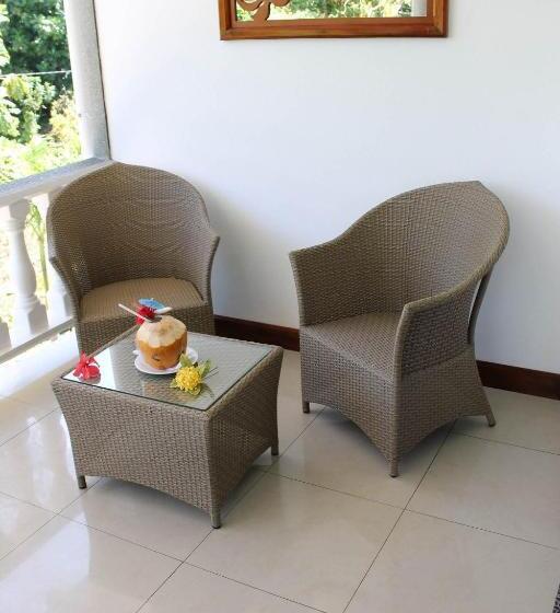 هتل La Digue Selfcatering Apartments