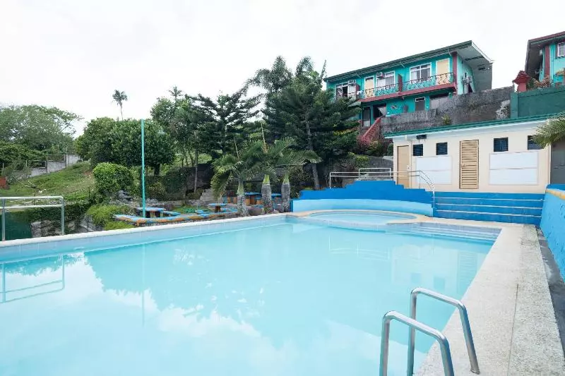 هتل Little Falls Tagaytay