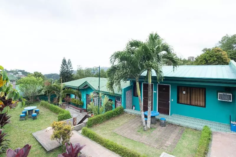هتل Little Falls Tagaytay